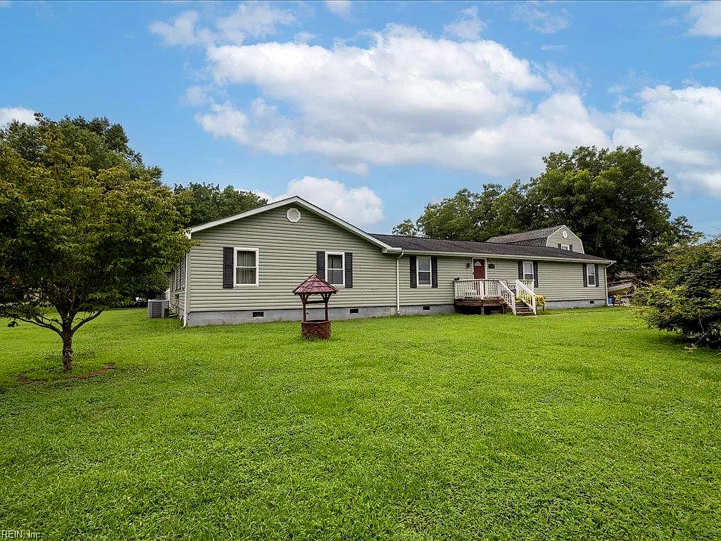 1336 Blackwater RD, CHESAPEAKE VA 23322
