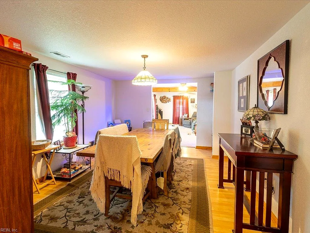 1336 Blackwater Rd, Chesapeake — photo