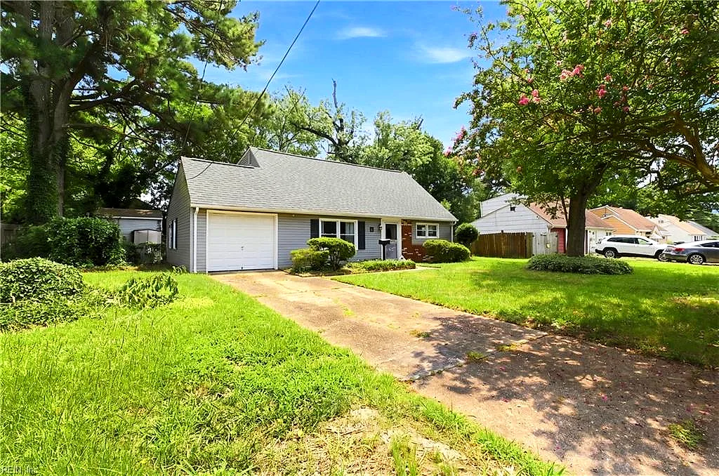 748 Red Mill Rd, Norfolk — photo