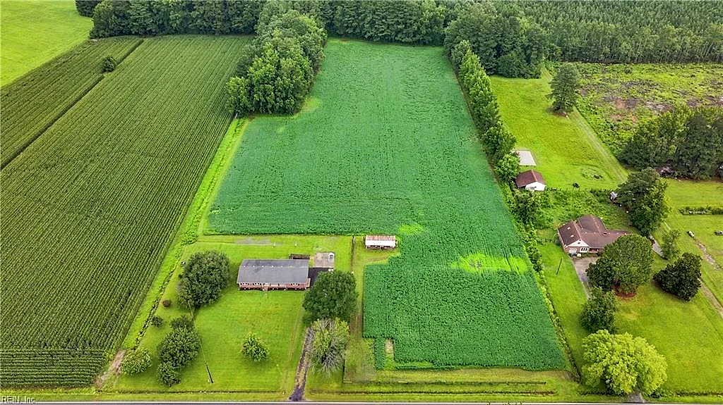 1258 Us Highway 158 Hwy E, Sunbury — photo