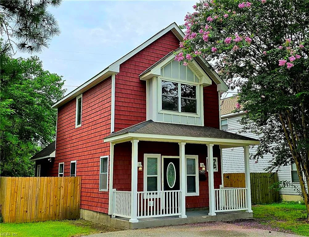 303 Duke ST, SUFFOLK VA 23434