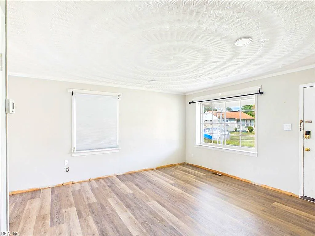 800 Craten Rd, Norfolk — photo