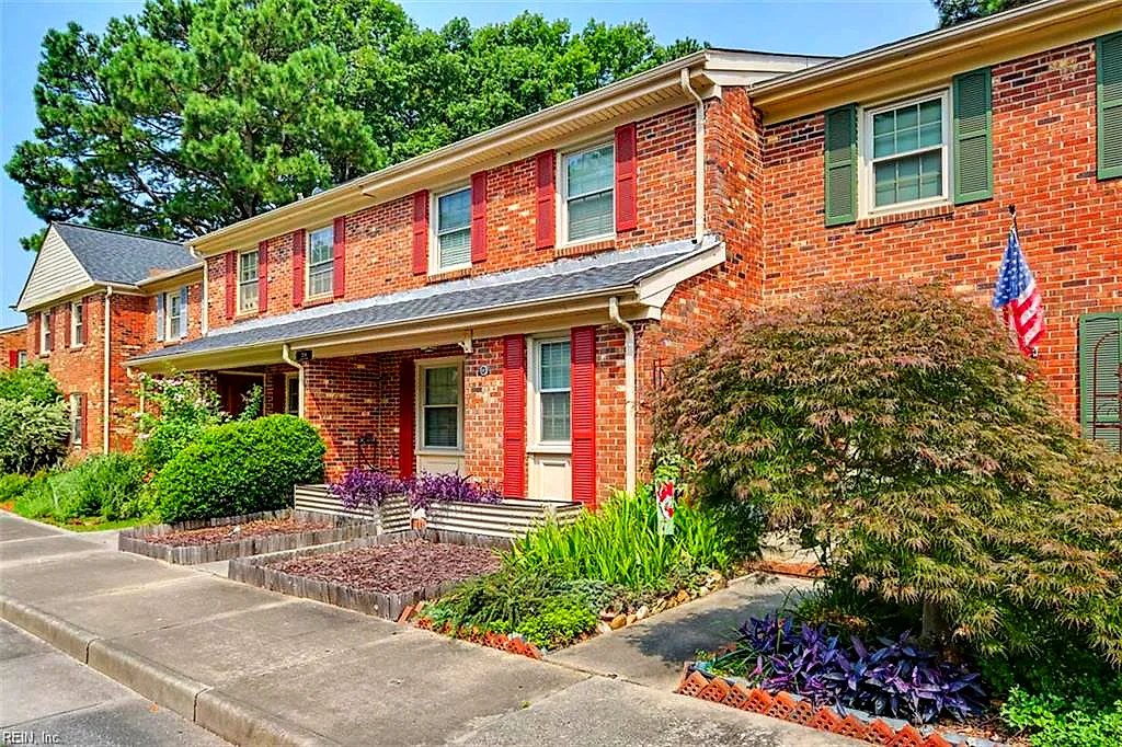 231 Bailiff CT, NEWPORT NEWS VA 23608