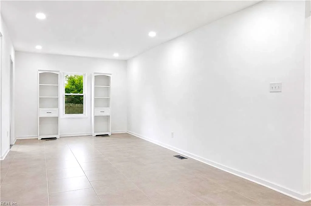 845 N King St, Hampton — photo