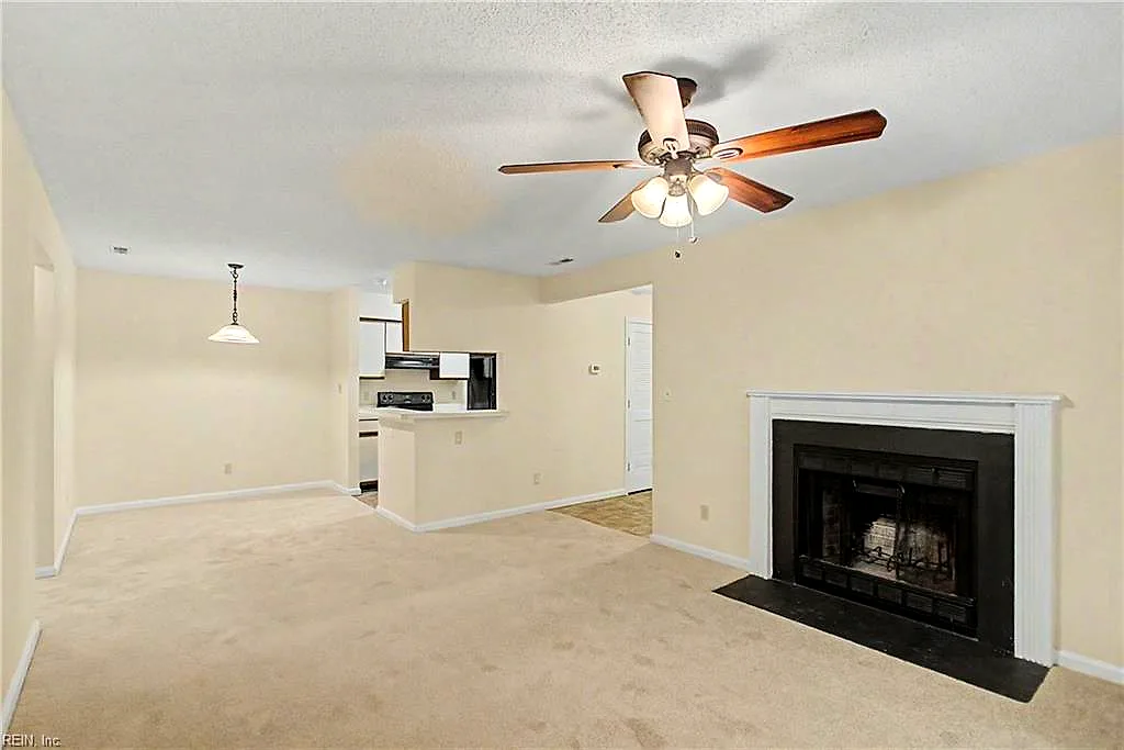 540 Pineland Cir #201, Newport News — photo