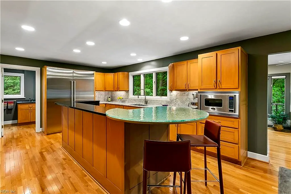 109 Colberts Trce, Yorktown — photo