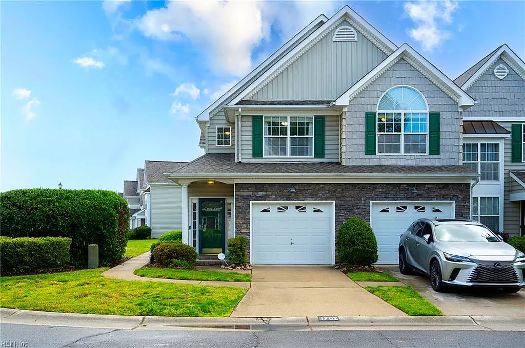 1702 Sawgrass Ln, Portsmouth — photo
