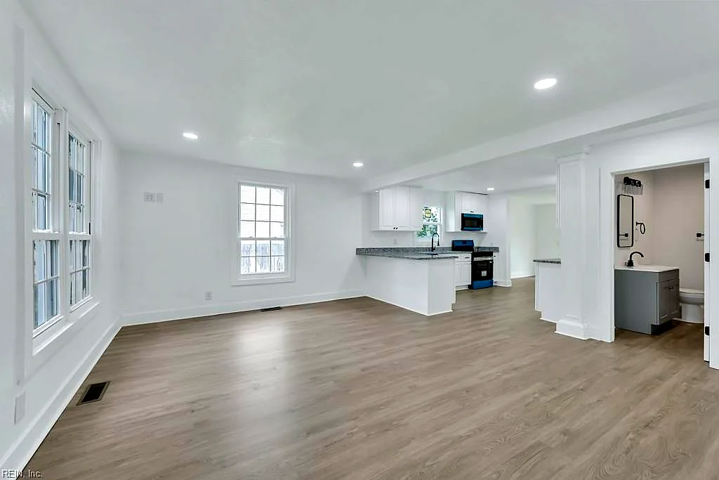 6524 Hudson Ave, Norfolk — photo