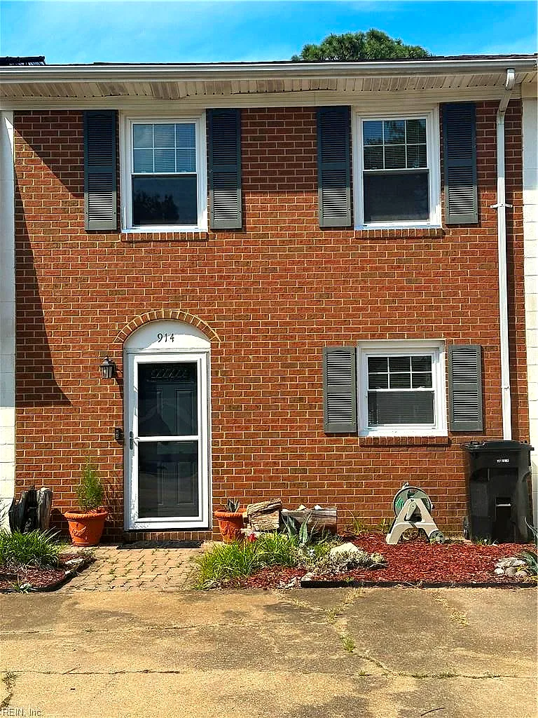 914 C Ave, Virginia Beach — photo