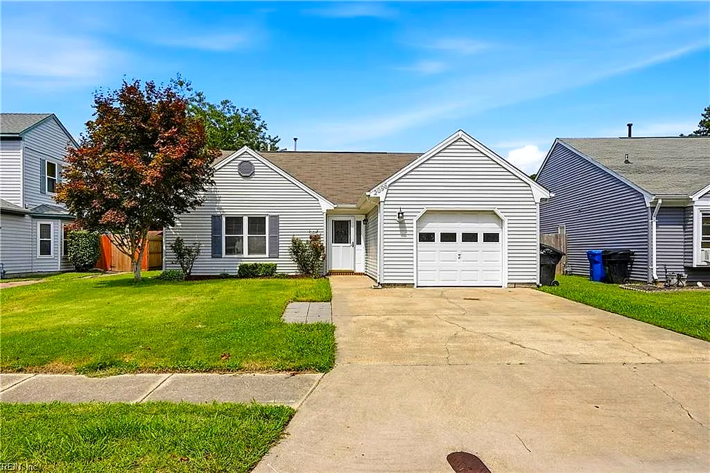 2096 Weybridge DR, VIRGINIA BEACH VA 23454