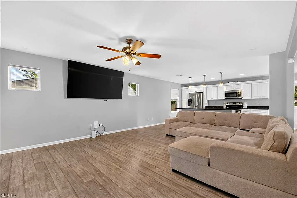 914 Philpotts Rd, Norfolk — photo