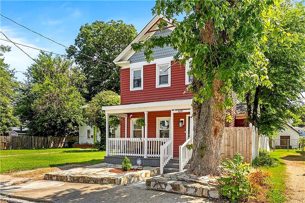328 Washington St, Hampton — photo