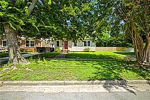 1608 Bain St, Portsmouth — photo