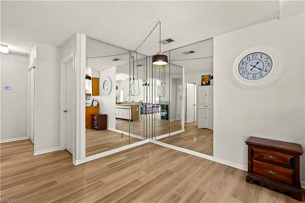 1706 Harvest Bend Ct, Virginia Beach — photo