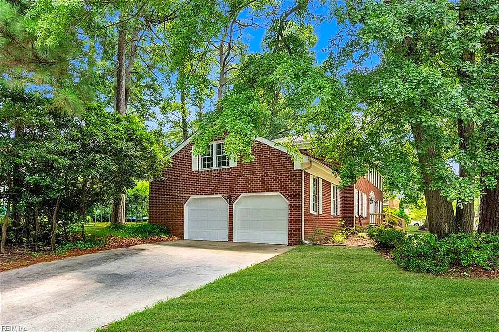 2949 Prince Of Wales Dr, Chesapeake — photo