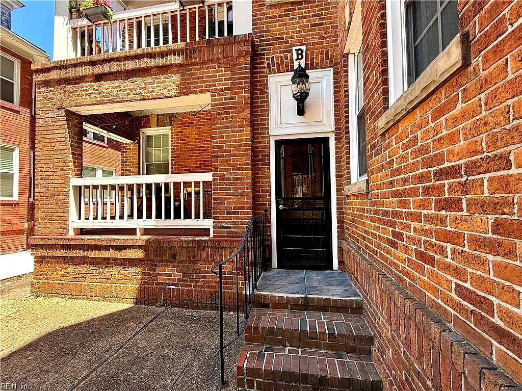 610 W Princess Anne Rd #B6, Norfolk — photo
