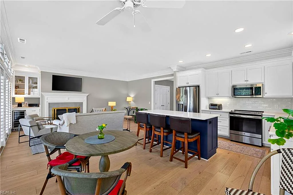 116 Royal Worlington, Williamsburg — photo