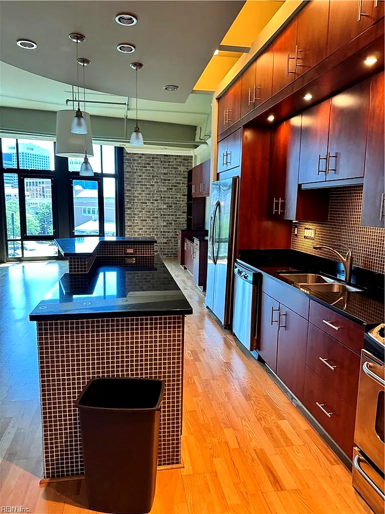 415 Saint Pauls Blvd #406, Norfolk — photo
