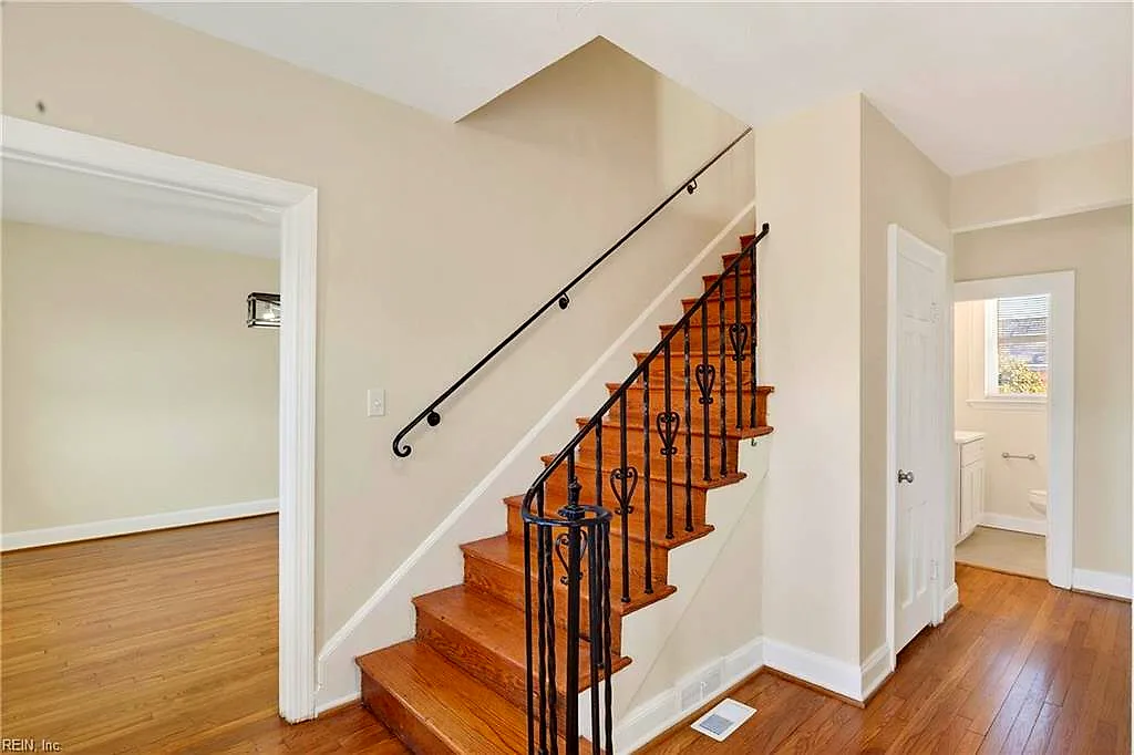 421 Sycamore Rd, Portsmouth — photo