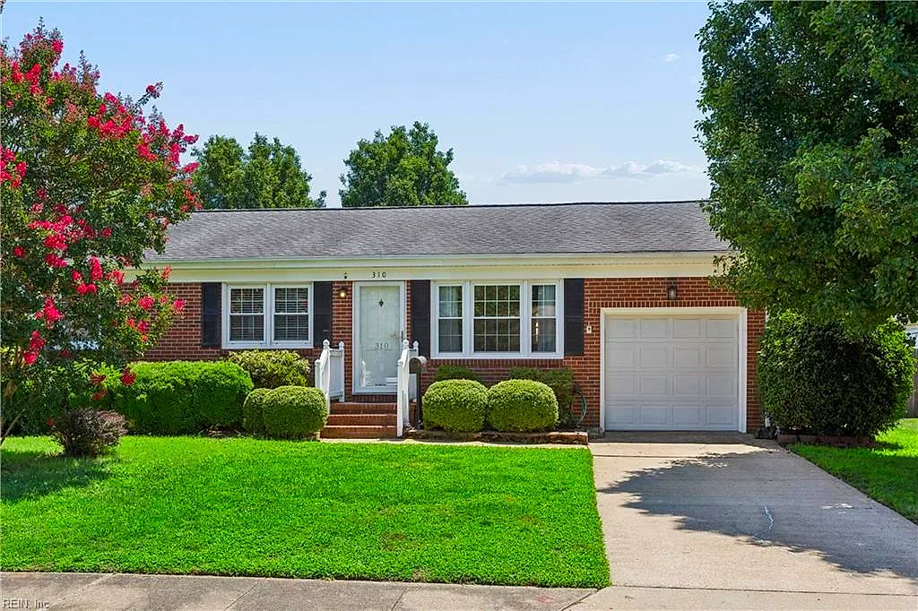 310 Kostel CT, HAMPTON VA 23669