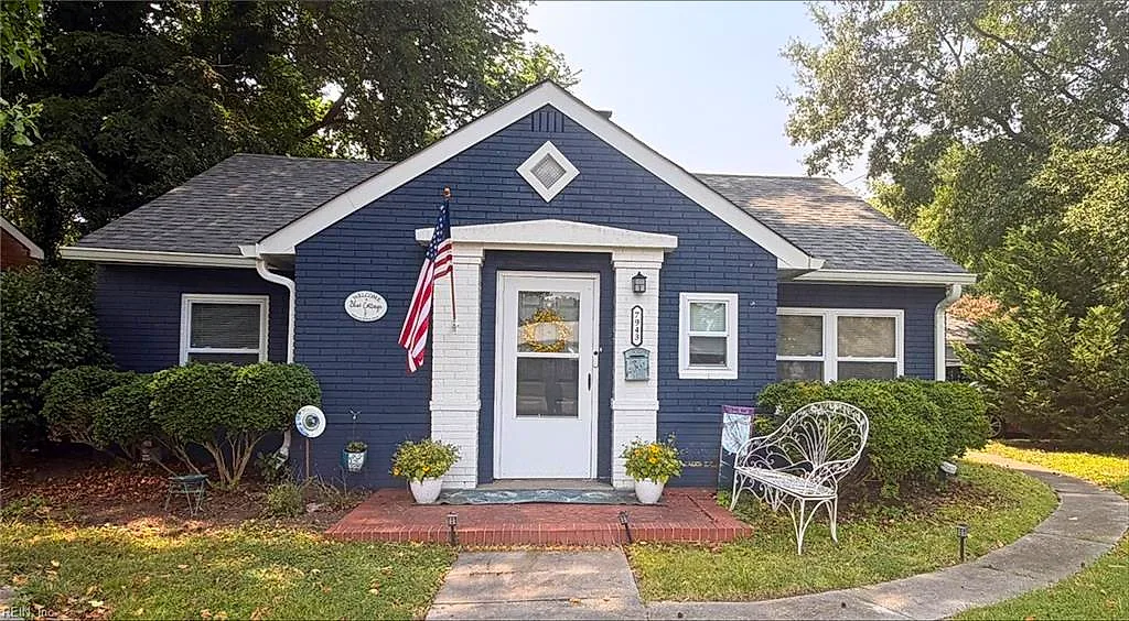 7943 Carlton ST, NORFOLK VA 23518