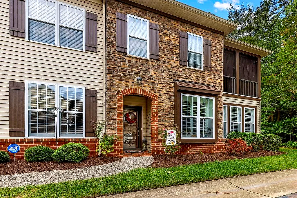 2907 James River TRL, CARROLLTON VA 23314