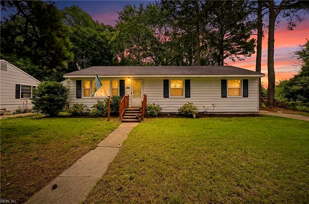 3421 W Weaver RD, HAMPTON VA 23666