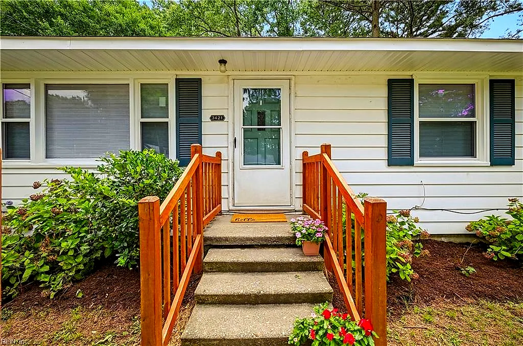 3421 W Weaver Rd, Hampton — photo