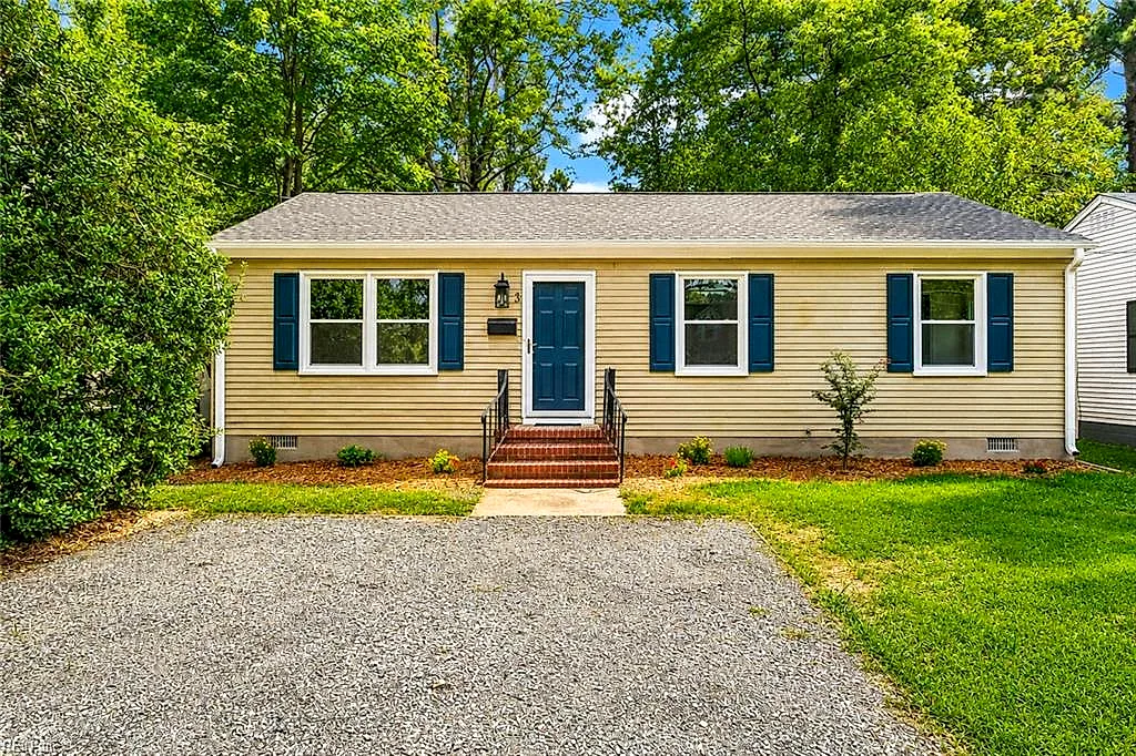 3 Alpine ST, NEWPORT NEWS VA 23606
