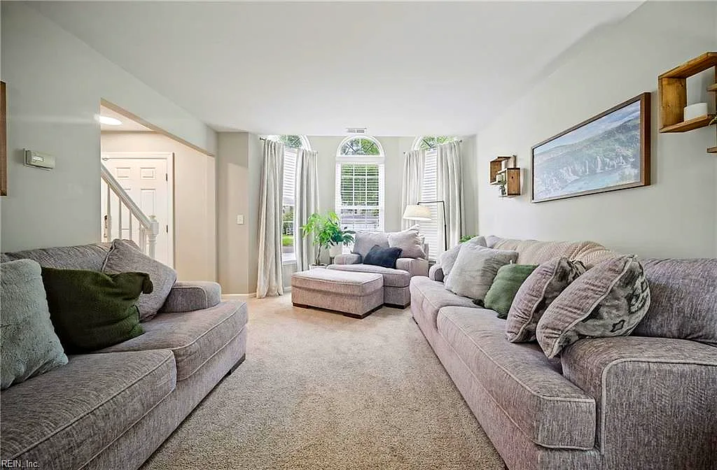 3264 Sacramento Dr, Virginia Beach — photo