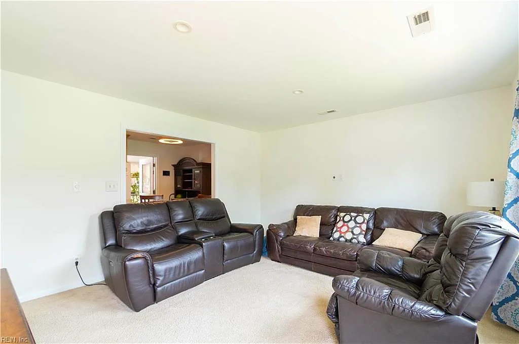 108 Sylvia Ln, Newport News — photo
