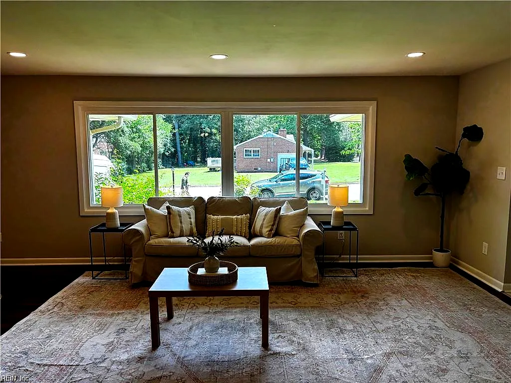 301 Woodroof Rd, Newport News — photo