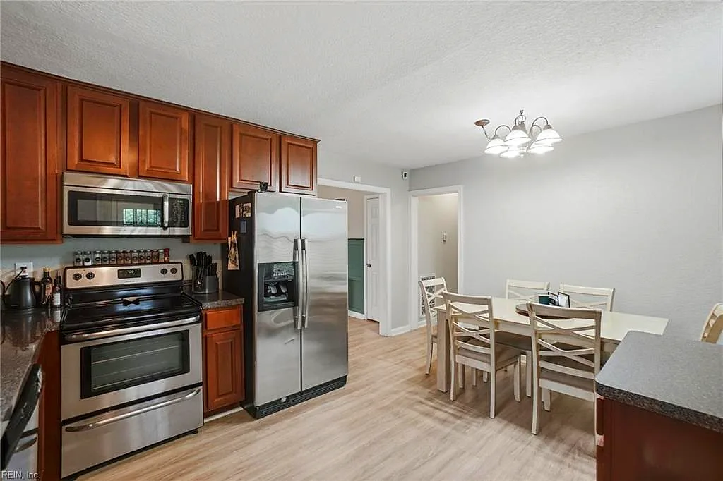 2304 Elaine Ave, Norfolk — photo