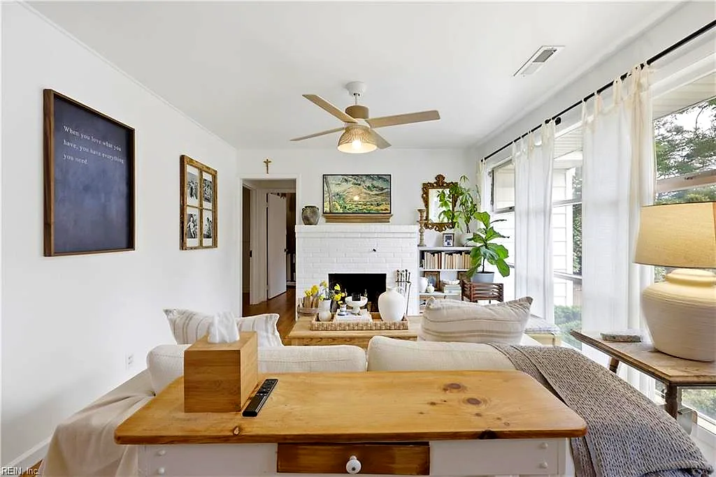 10181 Pine Ave, Nassawadox — photo