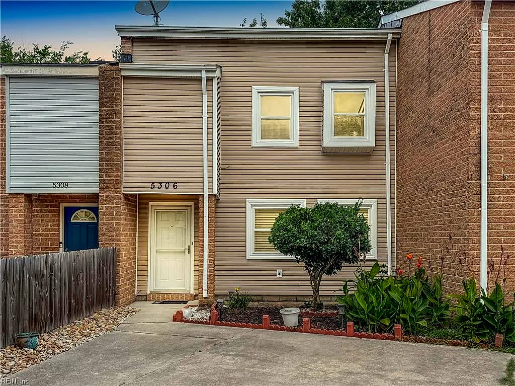 5306 Leicester CT, VIRGINIA BEACH VA 23462