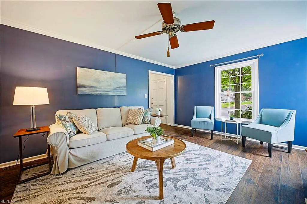 758 Village Green Pw, Newport News — photo