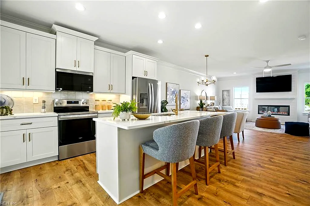 1111 Cam WAY, VIRGINIA BEACH VA 23454