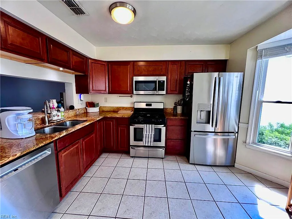 1628 Sword Dancer Dr, Virginia Beach — photo