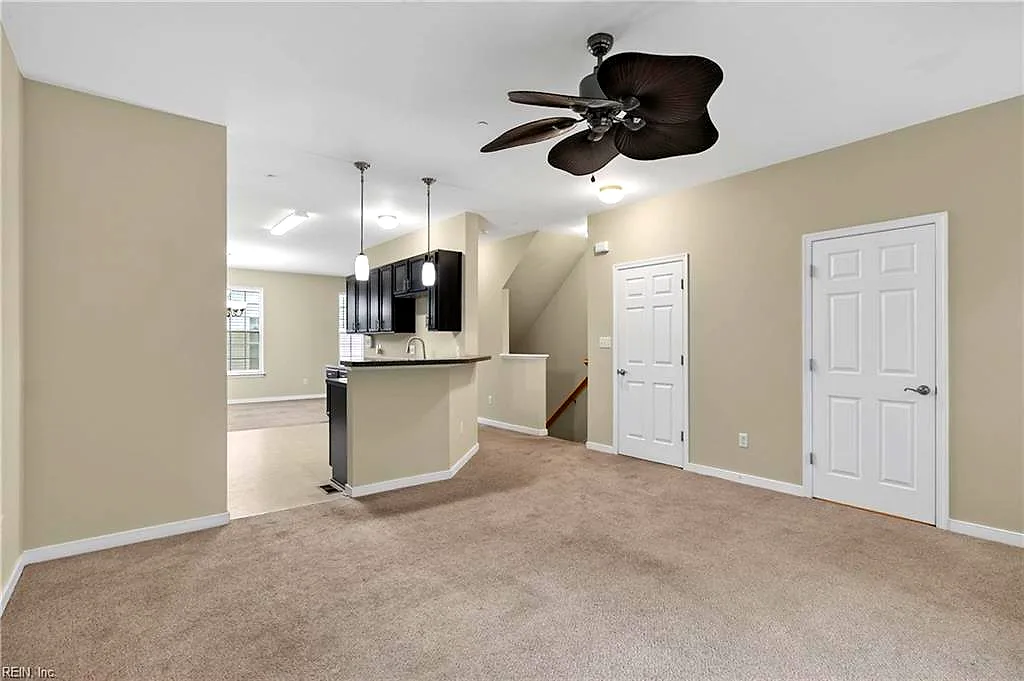 166 Hemisphere Cir, Newport News — photo