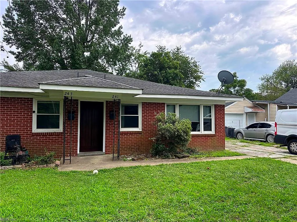 241 Woodview Ave, Norfolk — photo
