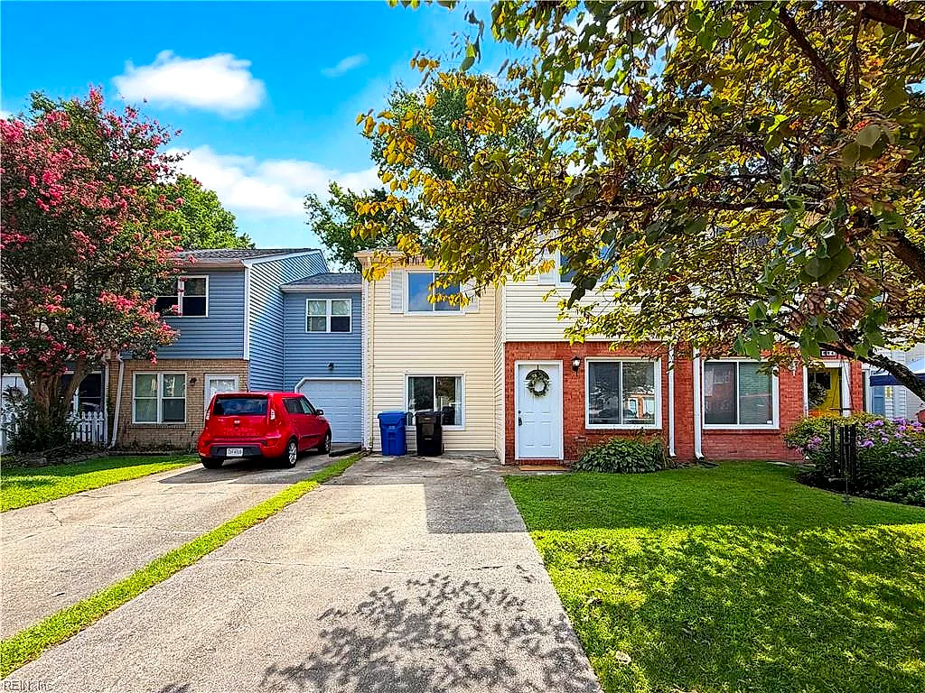 692 Grant AVE, VIRGINIA BEACH VA 23452