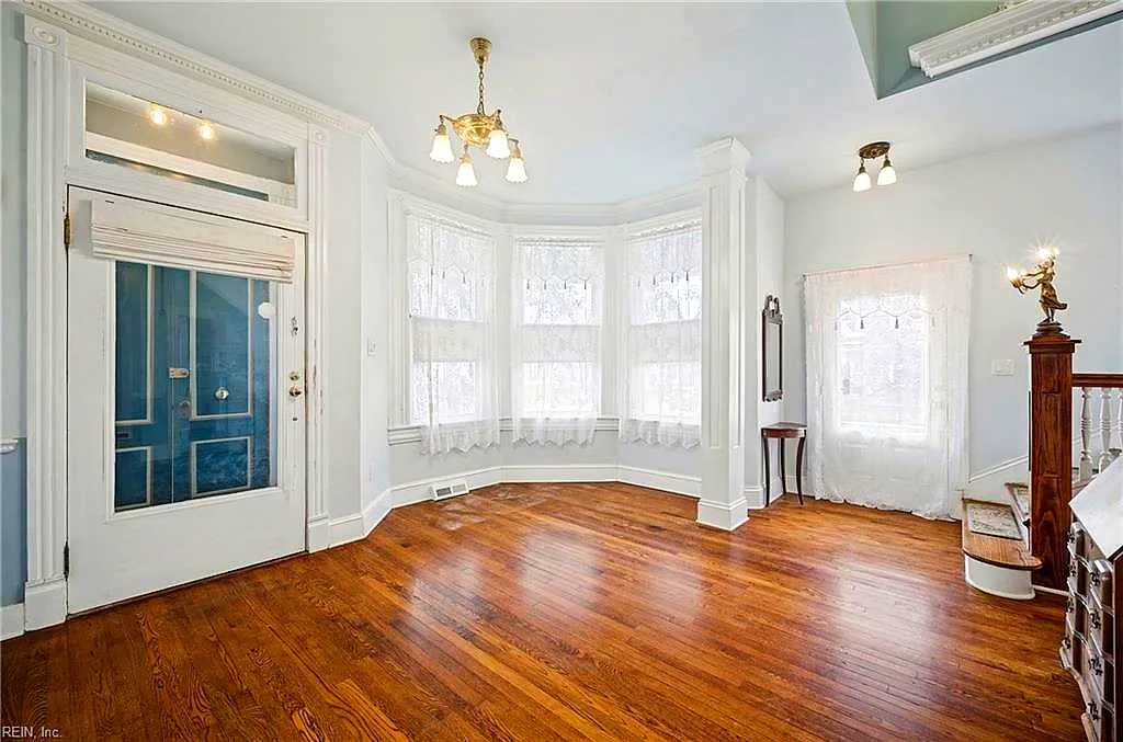 250 Webster Ave, Portsmouth — photo
