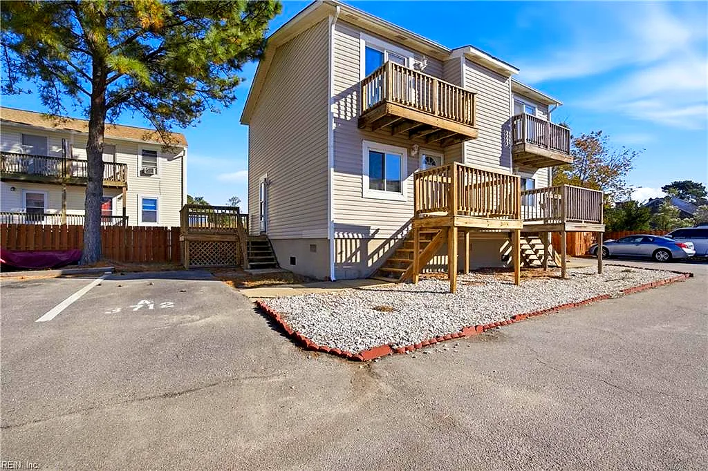 3712 Pretty Lake Ave #4a, Norfolk — photo