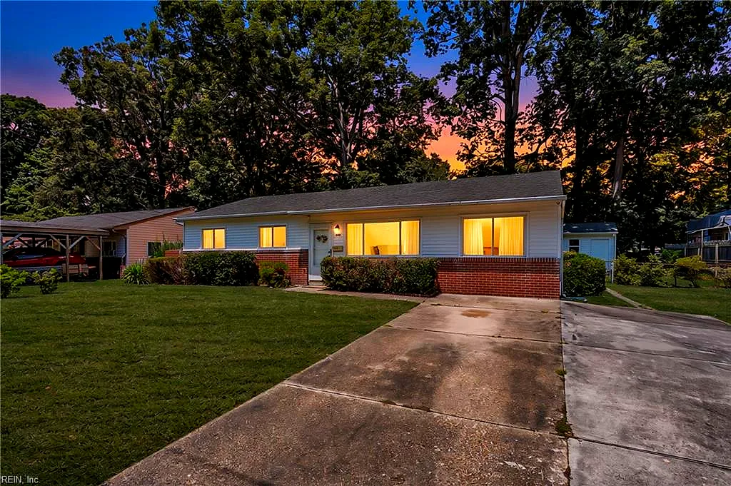 5004 Floral ST, VIRGINIA BEACH VA 23462