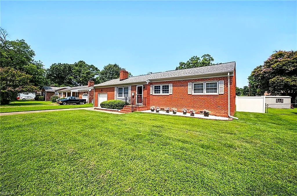 106 Opal Dr, Newport News — photo