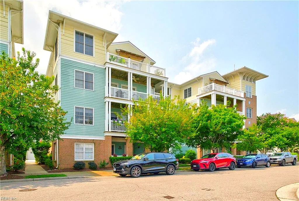 4145 Harbor Walk AVE, NORFOLK VA 23518