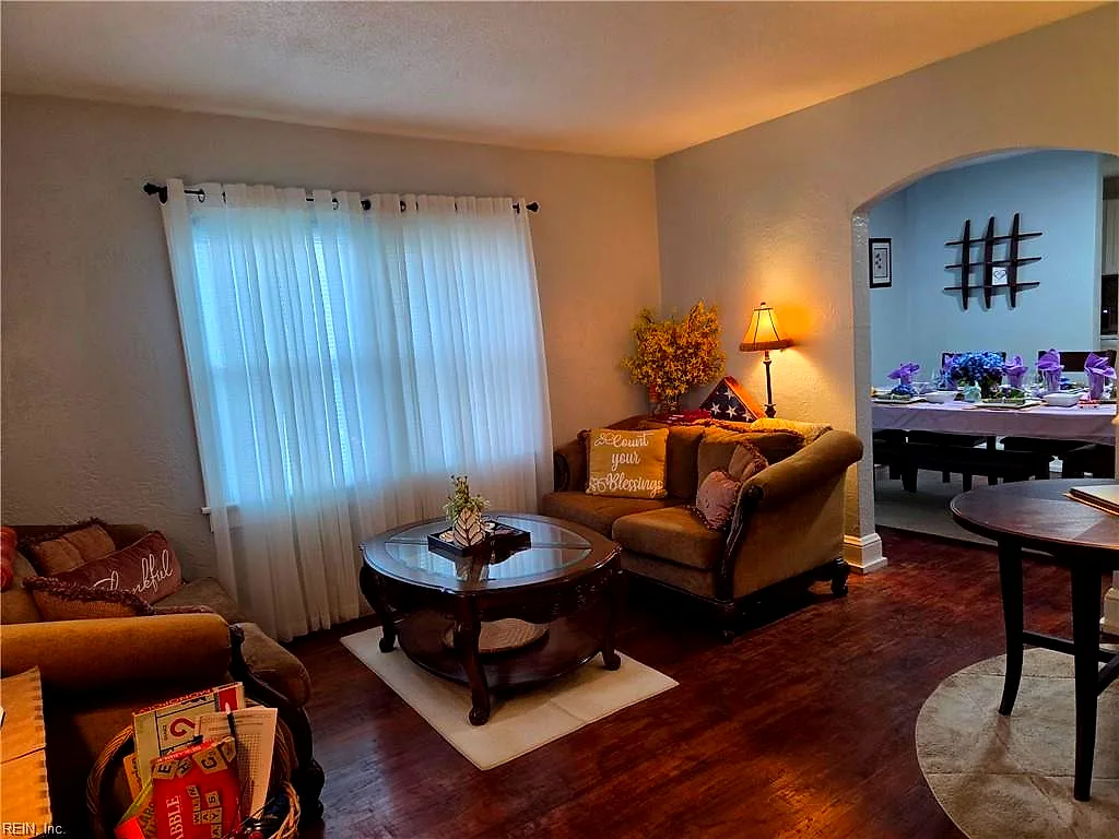 3210 Sewells Point Rd, Norfolk — photo