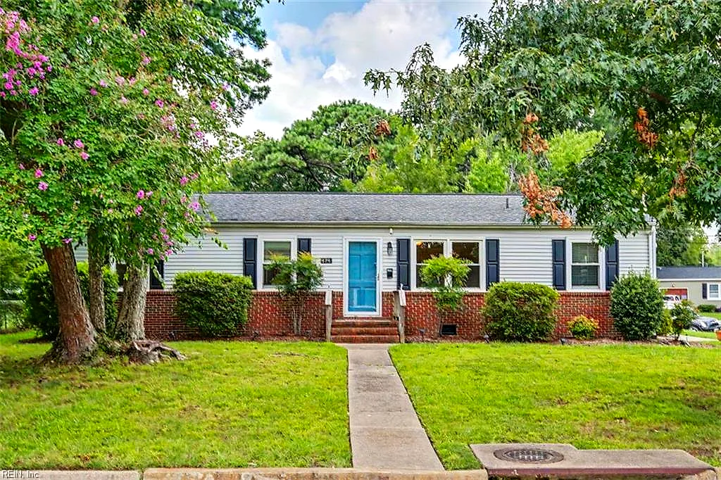 174 Mark Twain DR, NEWPORT NEWS VA 23602