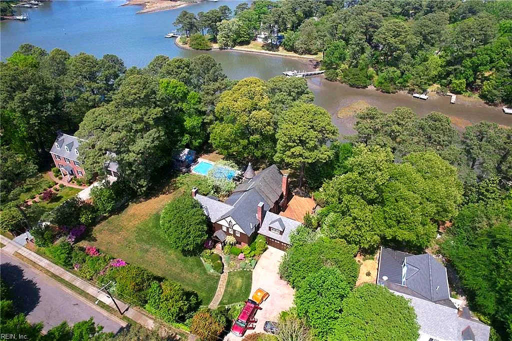 510 Oak Grove Rd, Norfolk — photo