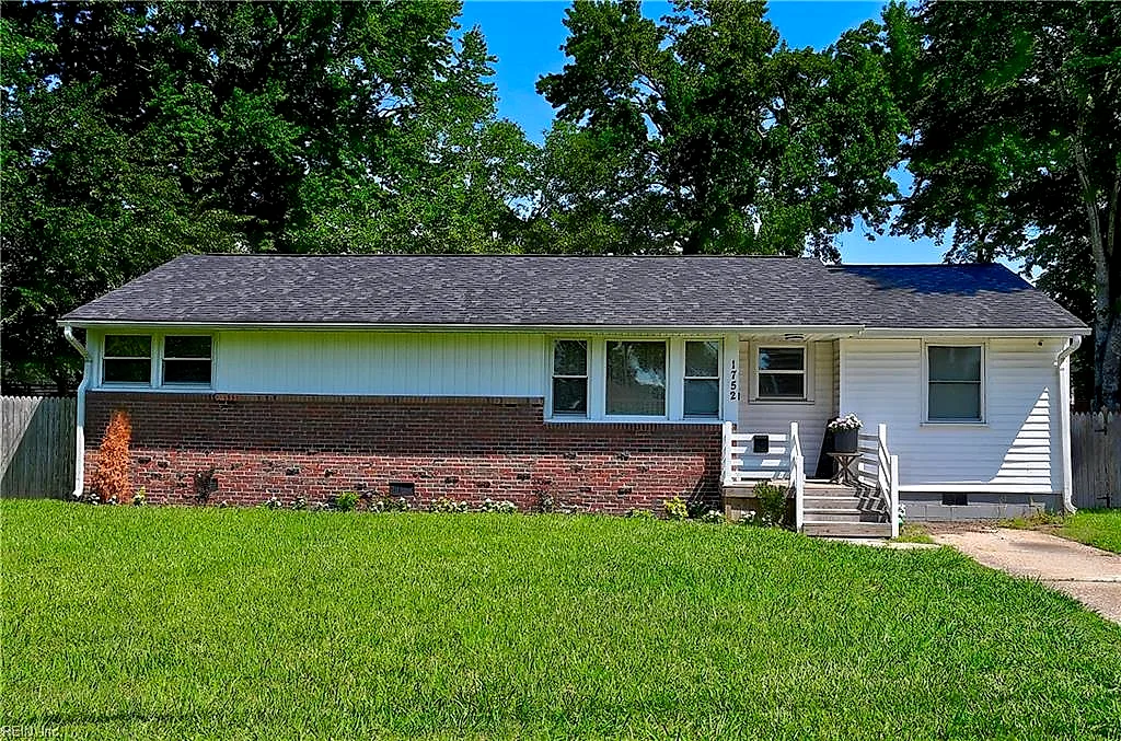 1752 Garden DR, VIRGINIA BEACH VA 23454
